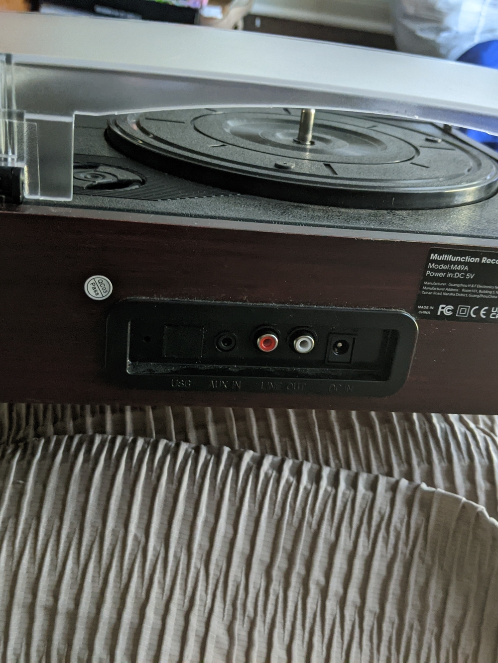 Vintage Style Record Player Turntable with Frosted Dust Cover - Picture 5 of 5